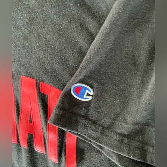 Champion Black and Red Cincinnati Bearcats Black Stadium Short Sleeve Tee XL - Picture 11 of 11